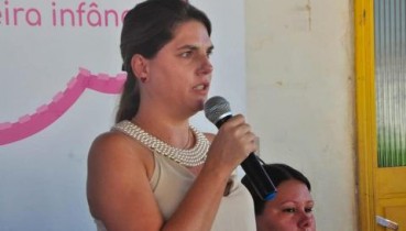 Primeira-dama de Boca do Acre, Luciana Bertoldo, lança campanha “Natal Feliz
